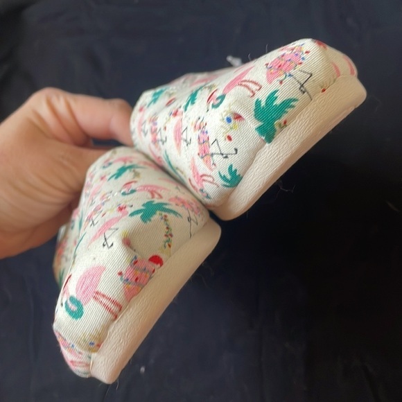 Brand New Toms Natural Holiday Flamingos Tropical Christmas Slip On Shoes Casual - Picture 14 of 15